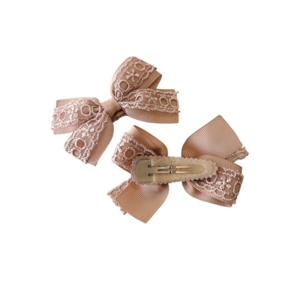 Tan lace bow non slip tic tac clips for kids UAE